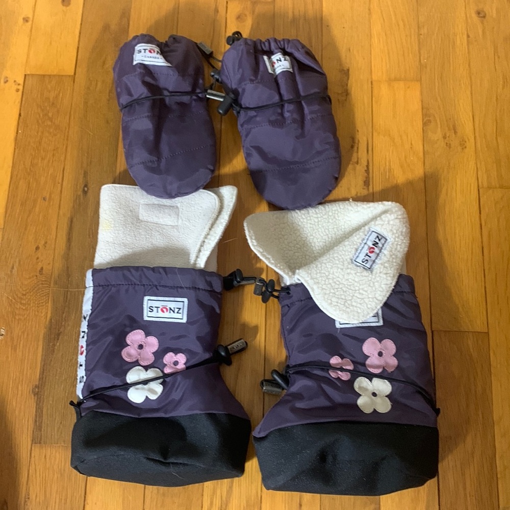 Stonz purple snow shoe set with lamb fleece lining w matching mittens